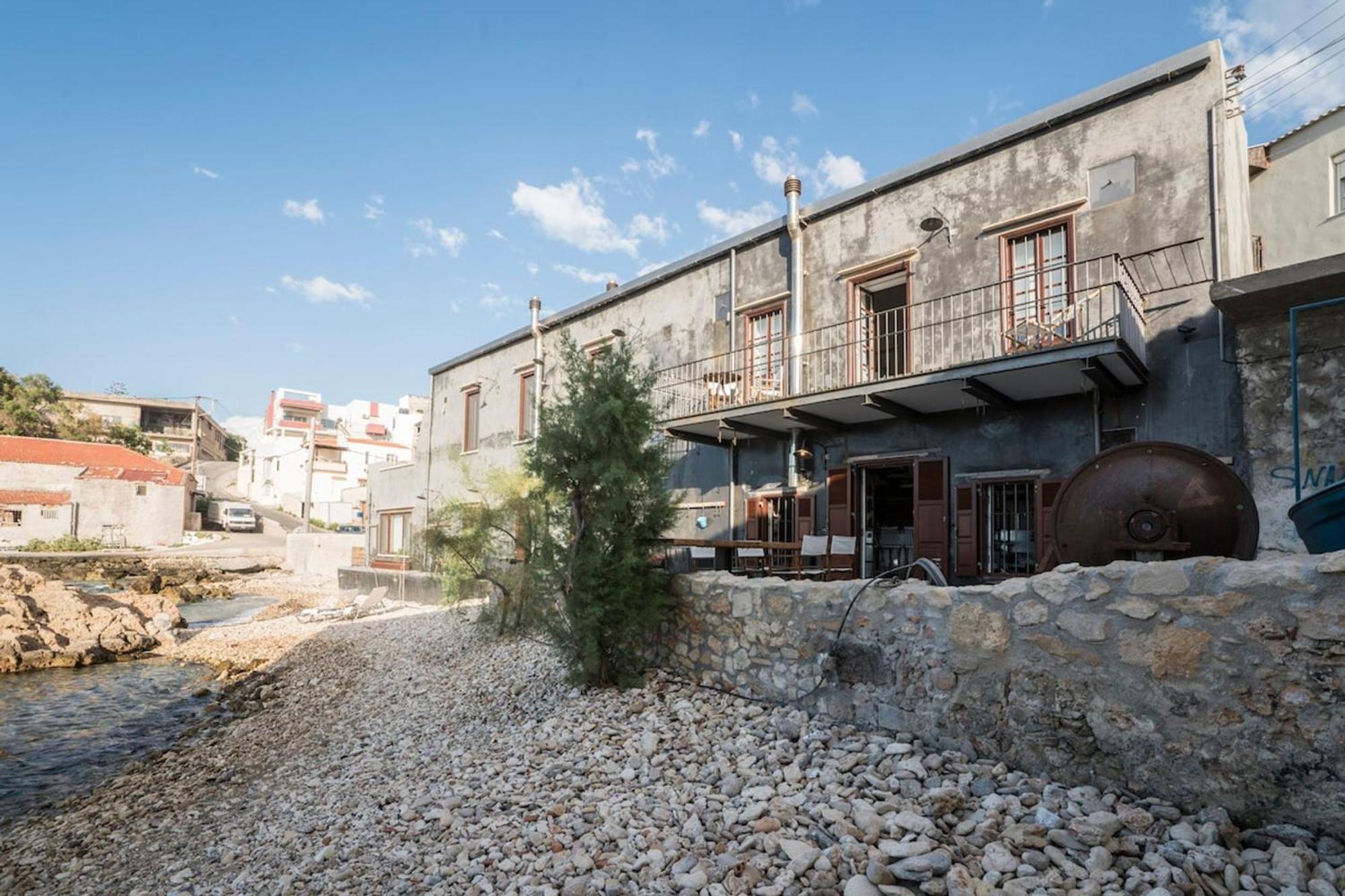 Kito- Transformed House On The Water'S Edge Vila Chania  Exterior foto